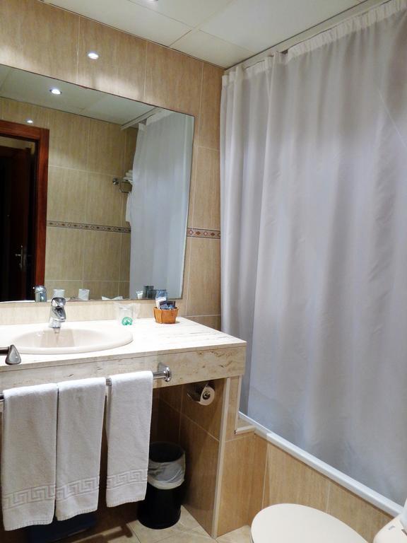 Hotel Festa Brava Andorra la Vella Room photo