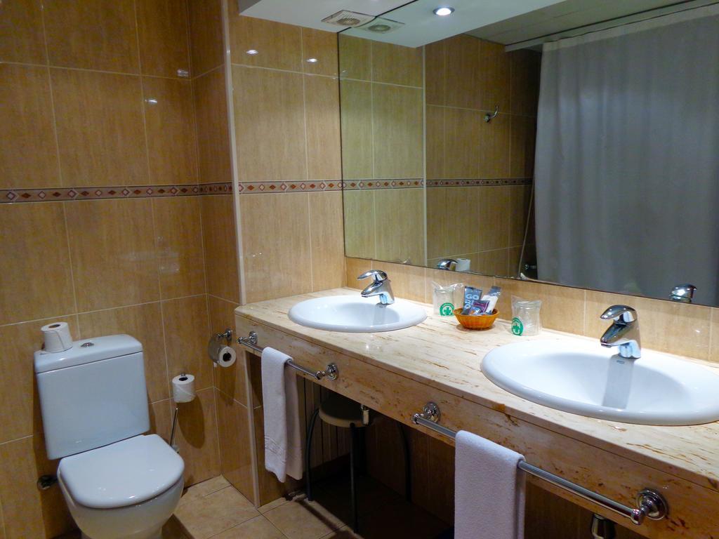 Hotel Festa Brava Andorra la Vella Room photo